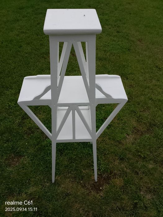 Kwietnik retro drewniany