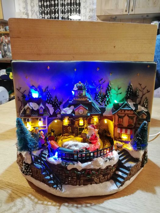 Miasteczko świąteczne ledowe z kolejką Zimowa wioska