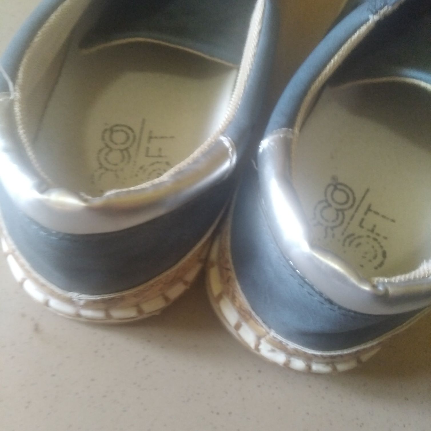 Mokasyny damskie rozmiar 39,5 Ecco