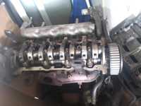 Двигун під ремонт