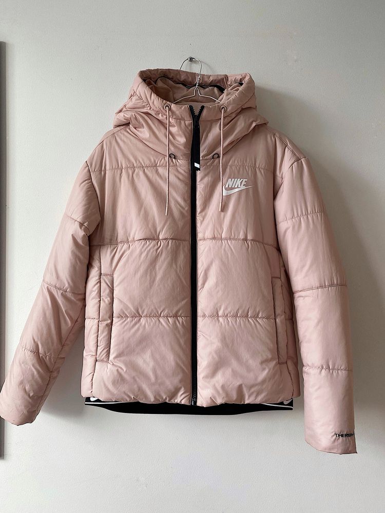 Женская куртка Nike TF classic