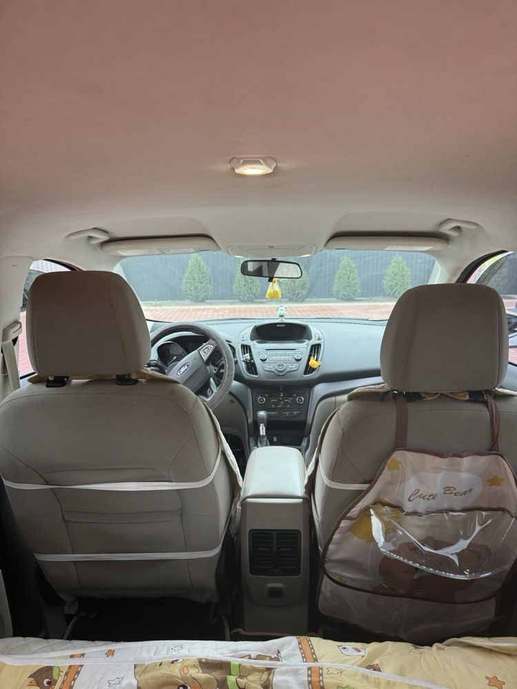 Ford Escape 2017 року