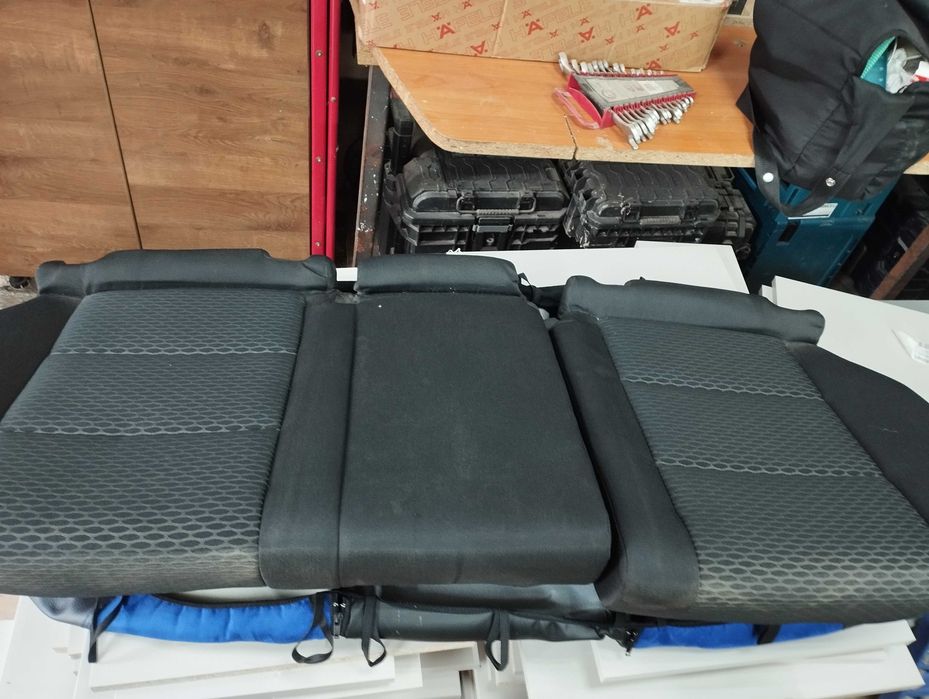 Тканинний салон для Гольф 6 2011року Універсал