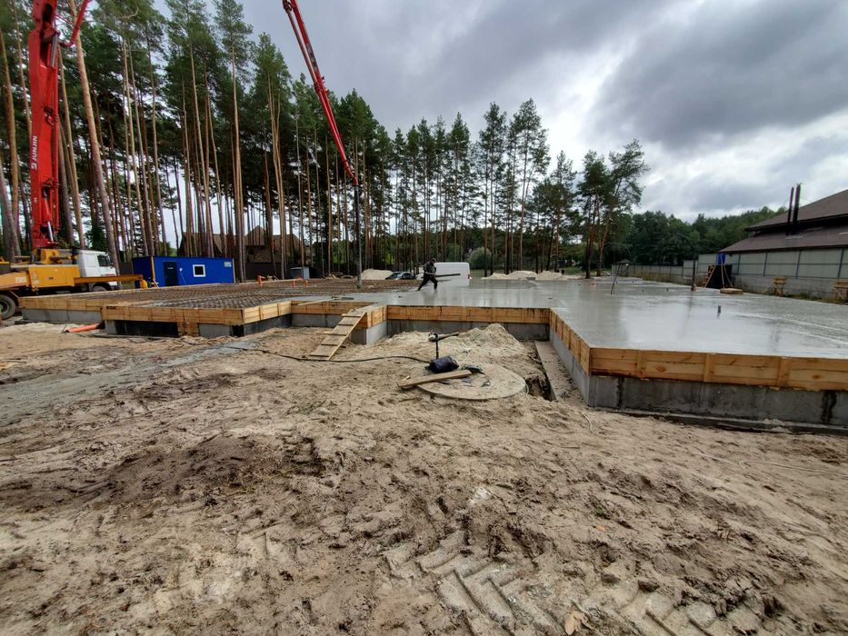 Будівництво будинків | Фундаменти | Газоблок | Дахи | Власна опалубка