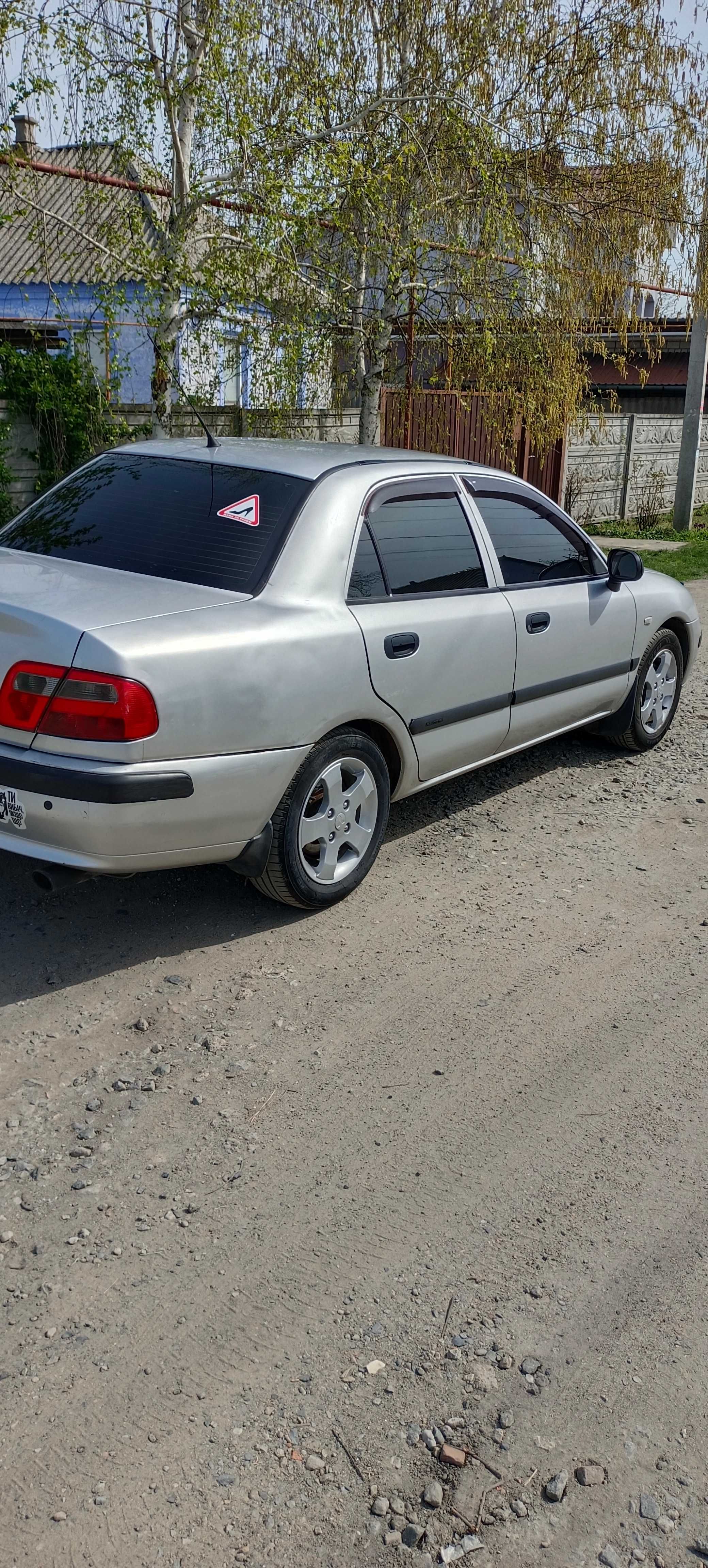 Mitsubishi Carisma 1.6,механика,2001г, пробег 382000