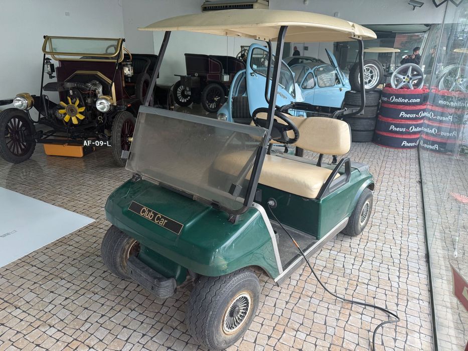 Carrinho de golfe