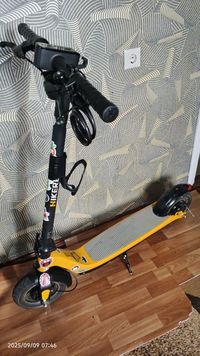 Продам елекросамокат