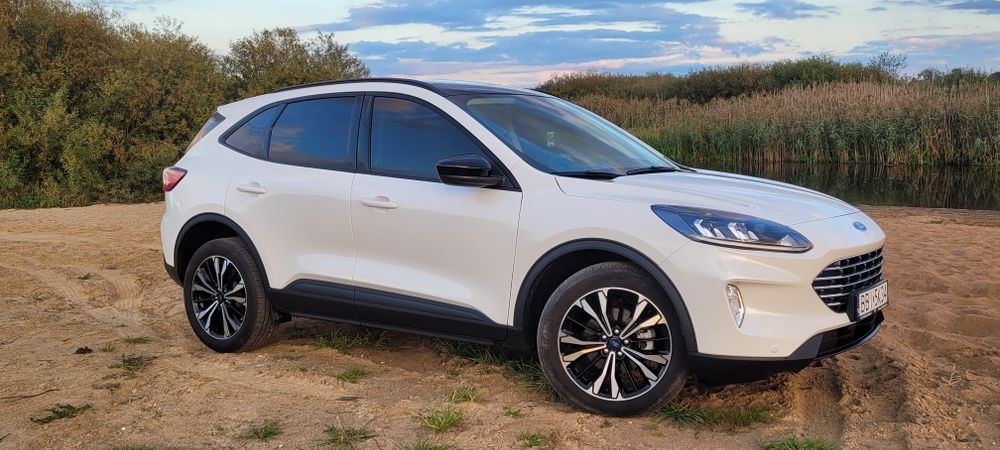 FORD ESCAPE 2.0 22r 22tyś.przeb.