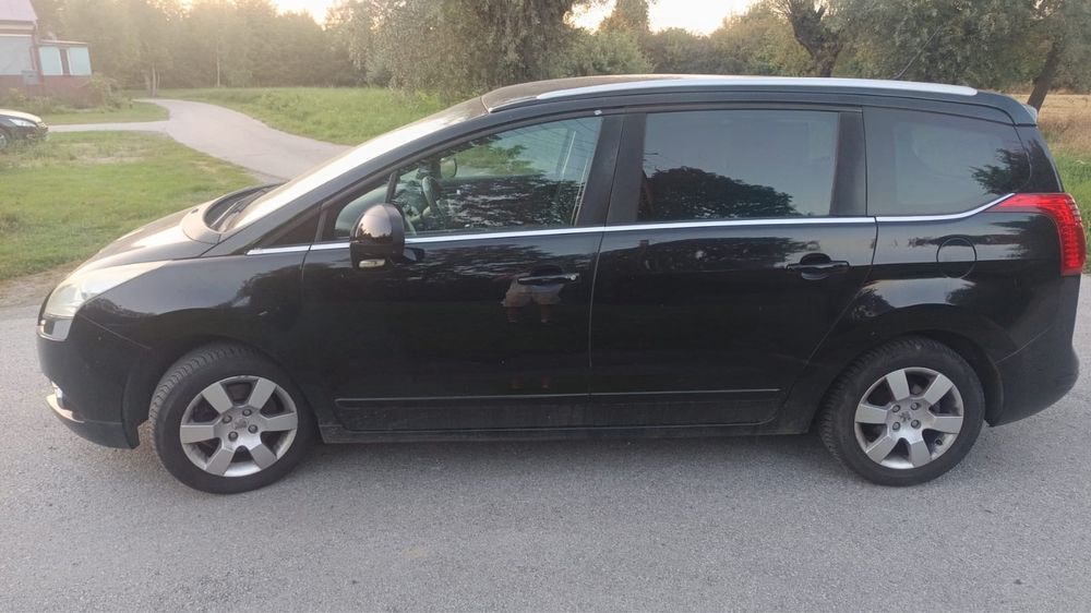Авторозбір,шрот пежо 5008