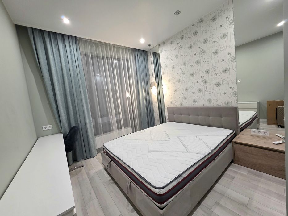 Свет! Не выключают вообще! 3 х к кв. Левый берег. Риелторы не звоните