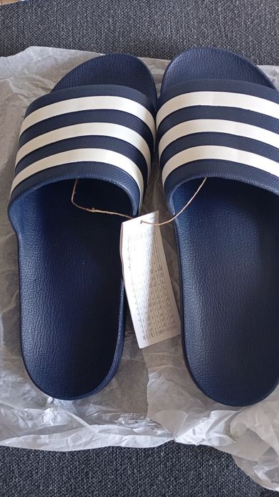 Vendo Chinelos Adidas 44 1/2