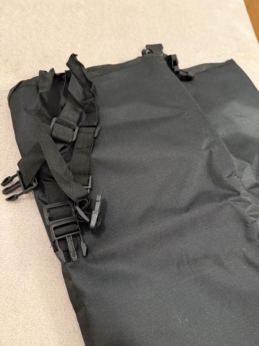 Mata ochronna dla psa do samochodu