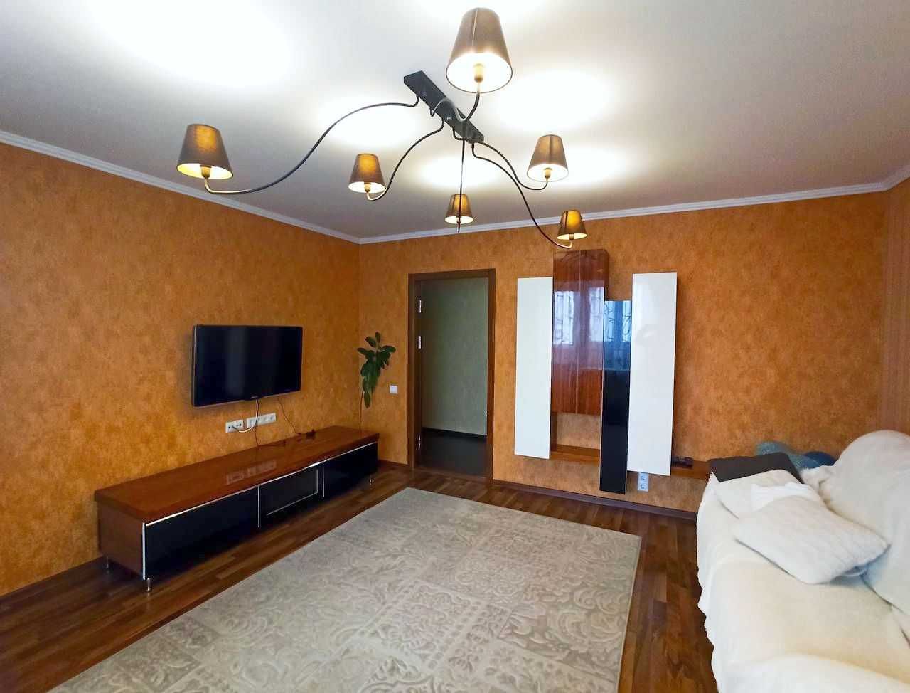 Продам 4-к квартиру, Слобожанское/Днепр. Кирпич/ремонт/автономка!