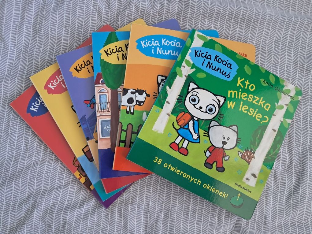 Kicia Kocia I Nunuś z okienkami- zestaw