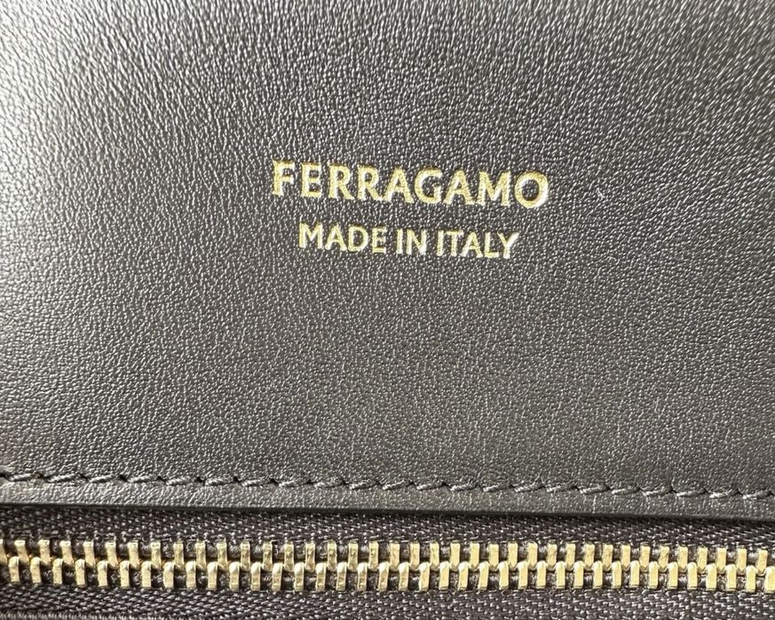 SALVATORE FERRAGAMO сумка тоут Оригинал