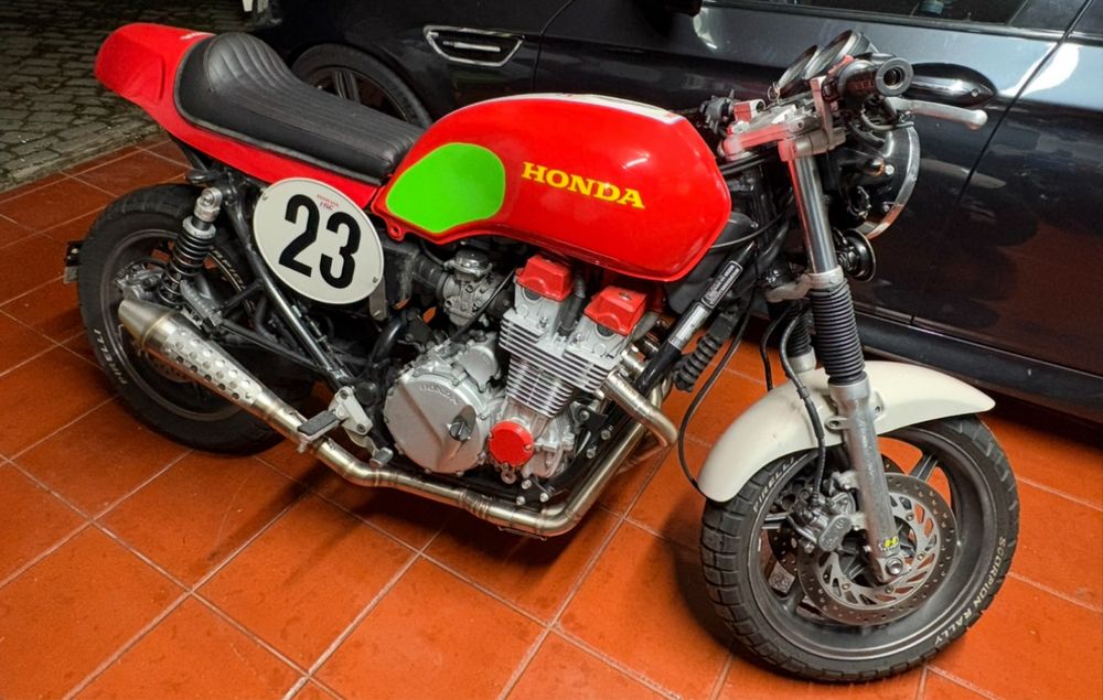 Honda CB 750 Cafe Racer