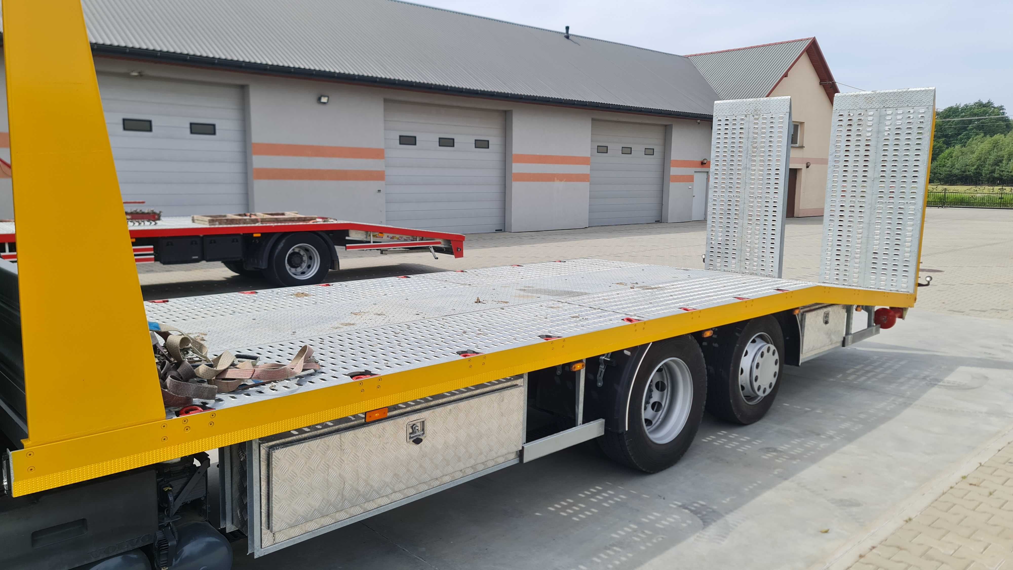 Volvo FM 3 ośka Zabudowa Laweta najazd pomoc drogowa