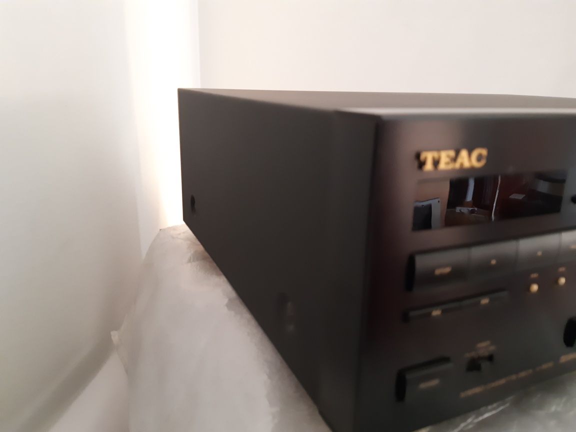 Teac V5010 - Leitor de Cassetes