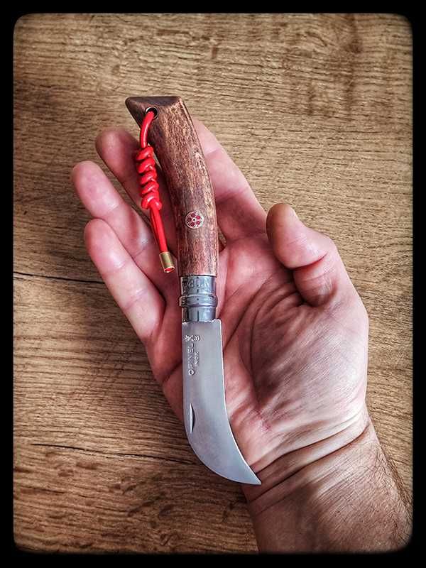 Nóż Opinel Sierpak nr 8 Custom mod grzyby zioła