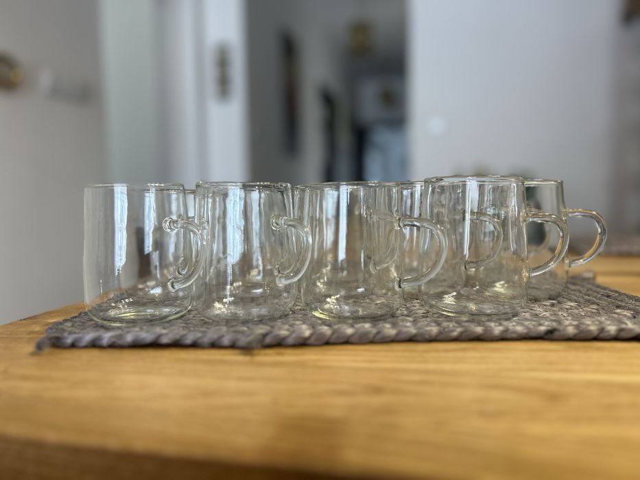 Szklanki z cienkiego szkła Czeskie