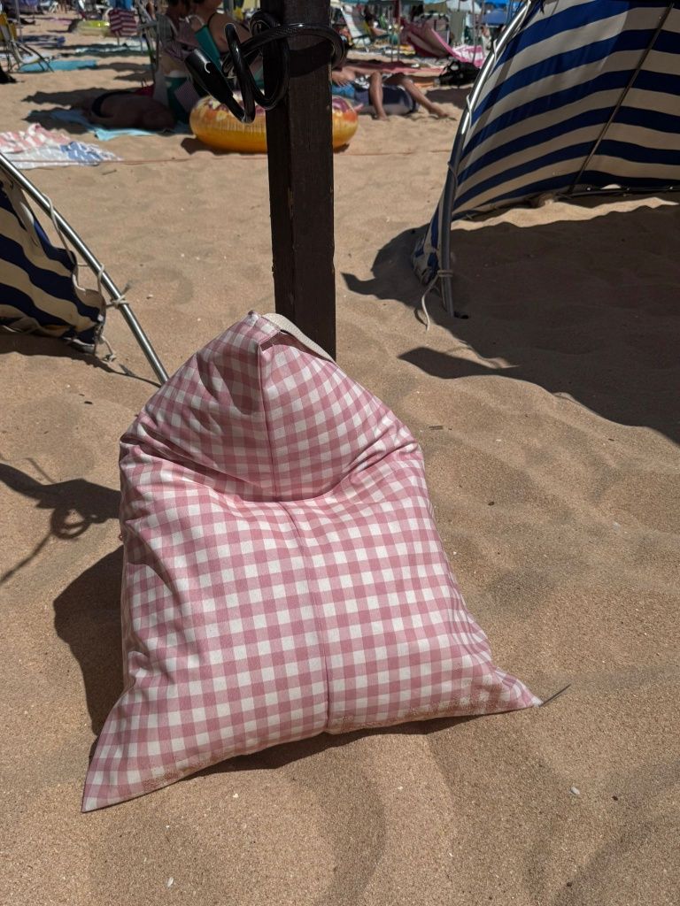 Almofada/ Puff de praia