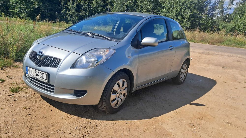 Toyota Yaris II z 2006r.  Zadbana
