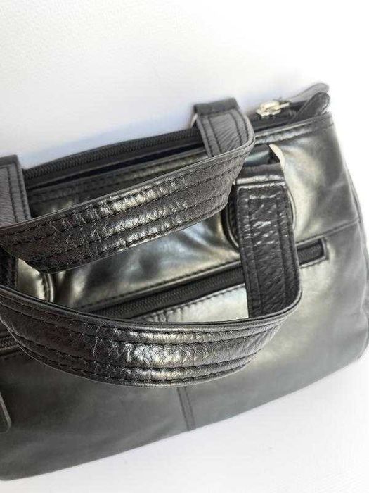 Кожаная сумочка tula by radley, отличное качество.
