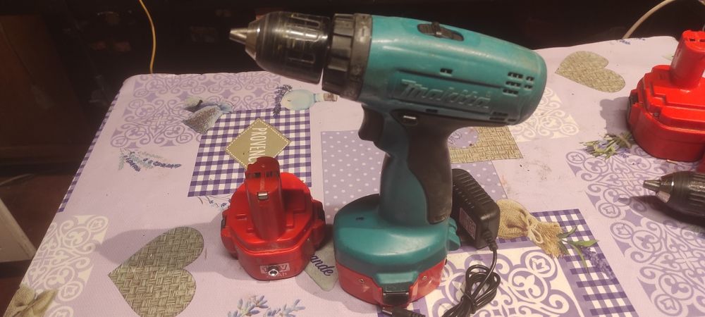 Продам оригінальні шуруповерти Makita   6271,6270,6280,6281,6290