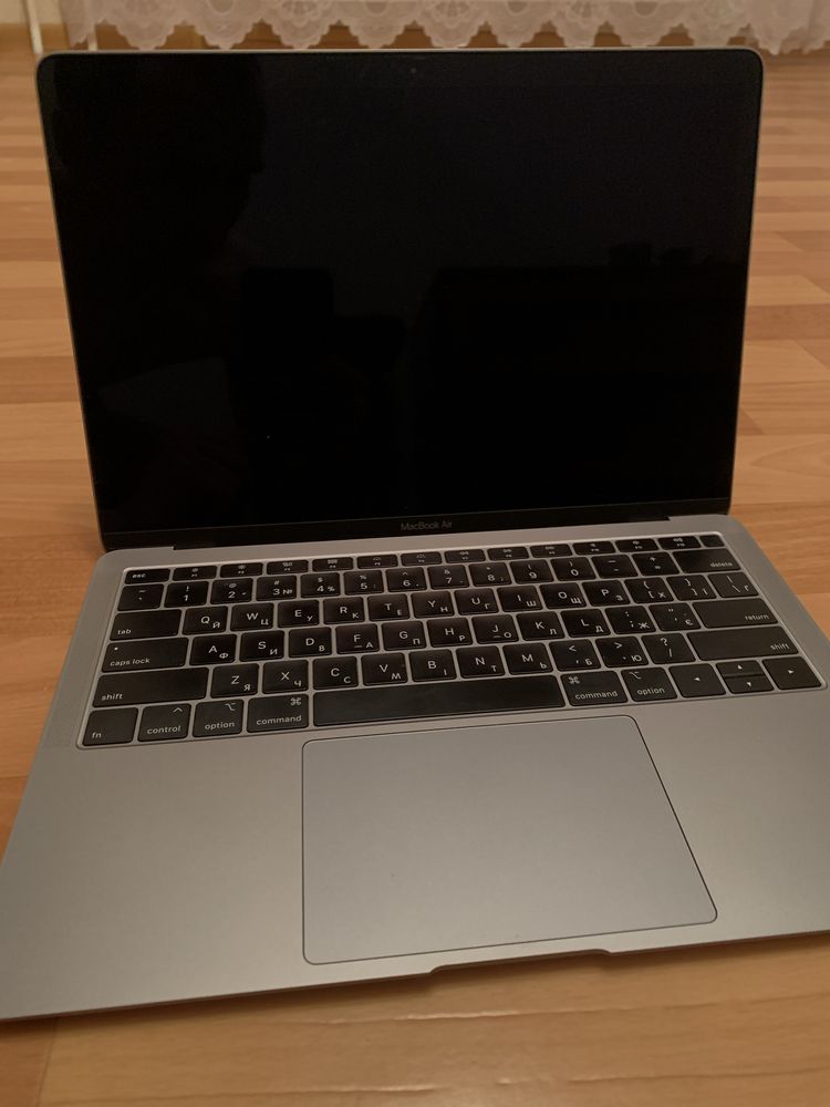 macbook air 2018 8/256