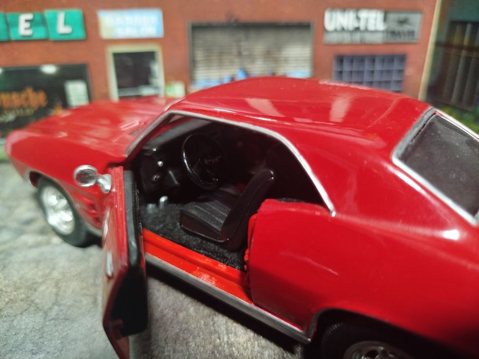 Pontiac Firebird 1969 Coupe Maisto 1:24