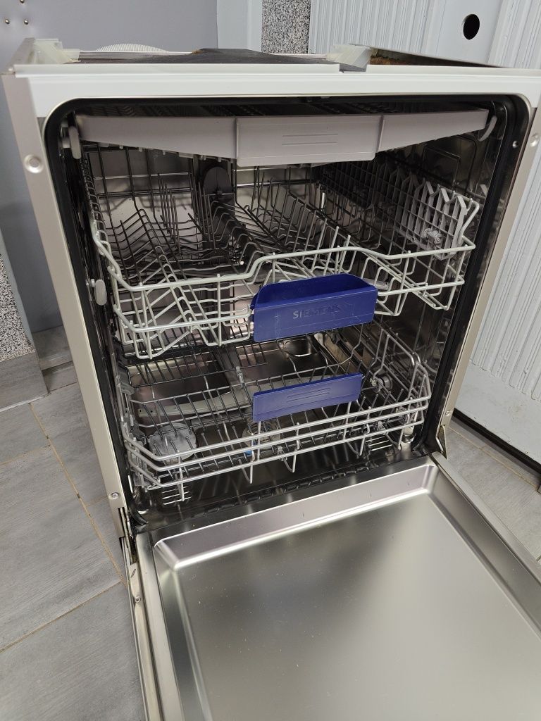 Zmywarka  Bosch 60 podblatowa