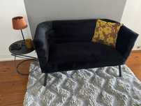 Sofa e mesa em excelente estado