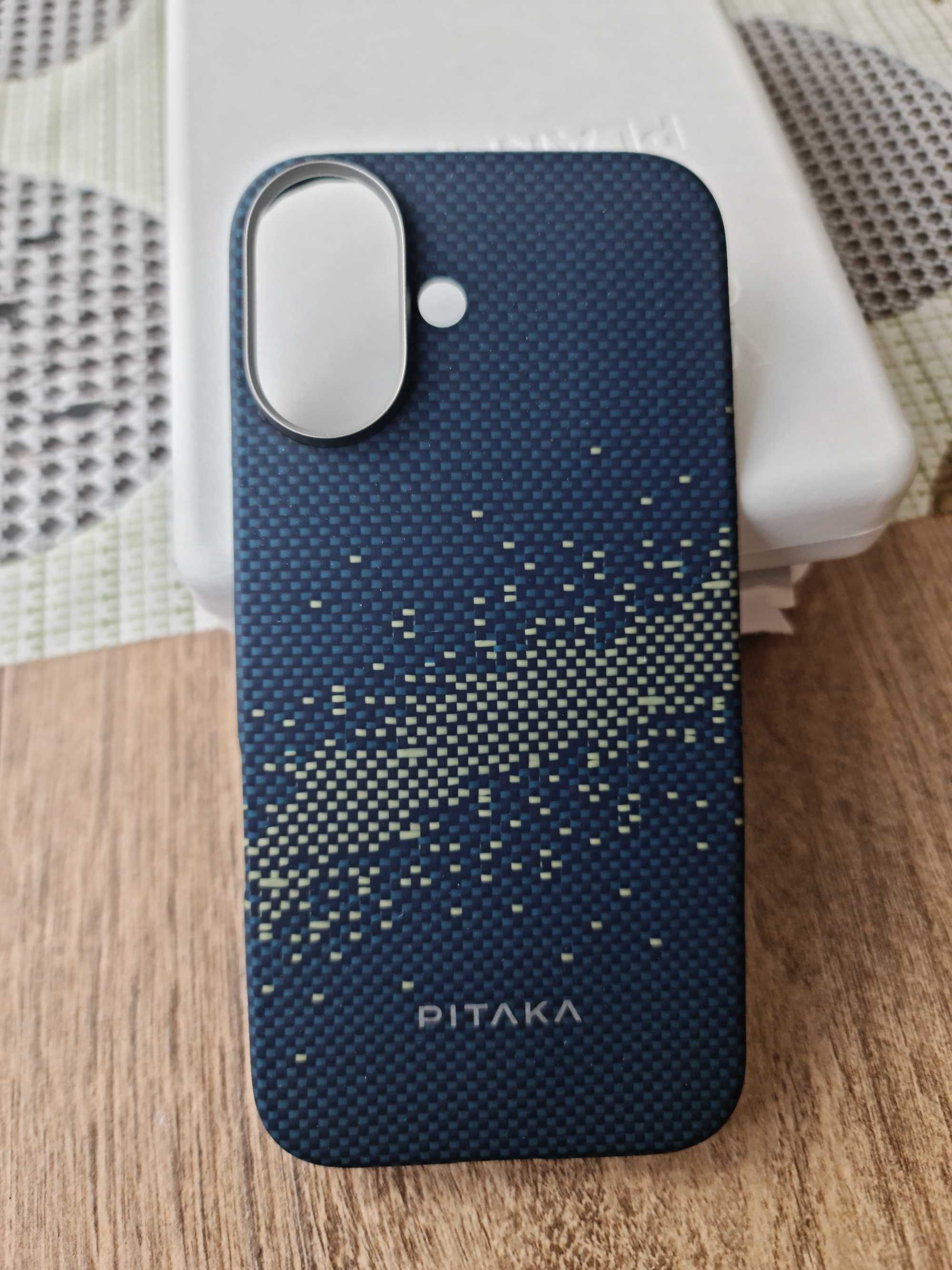 Etui pitaka Iphone 16