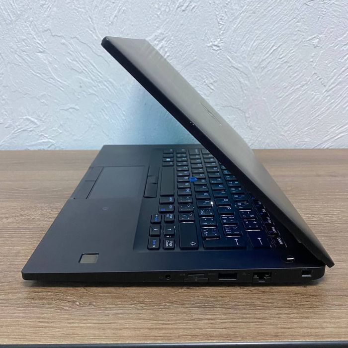 Ноутбук Dell e7490 для роботи та дистанційного навчання