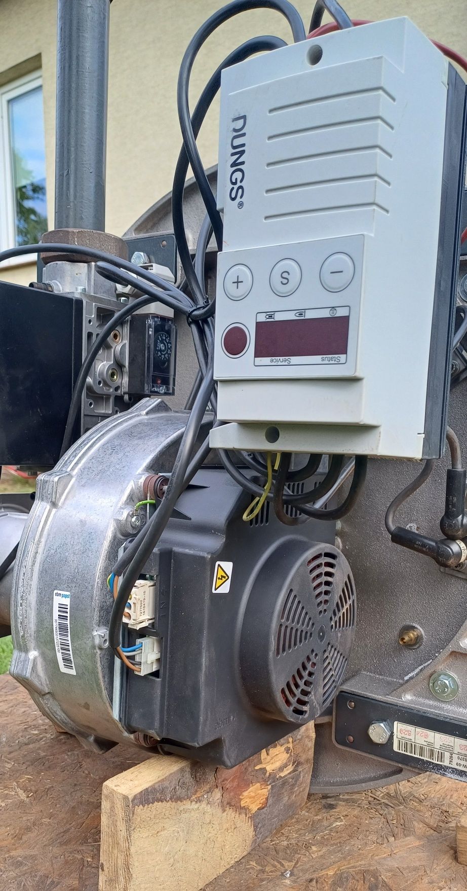 Palnik gazowy Viessmann 98-296 kW Vitocrossal 300 na gaz Matrix Dungs