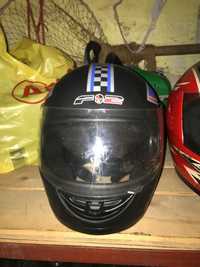 Шлем на мотоцикл