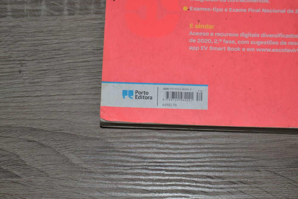 Livro de preparação para exame de Português