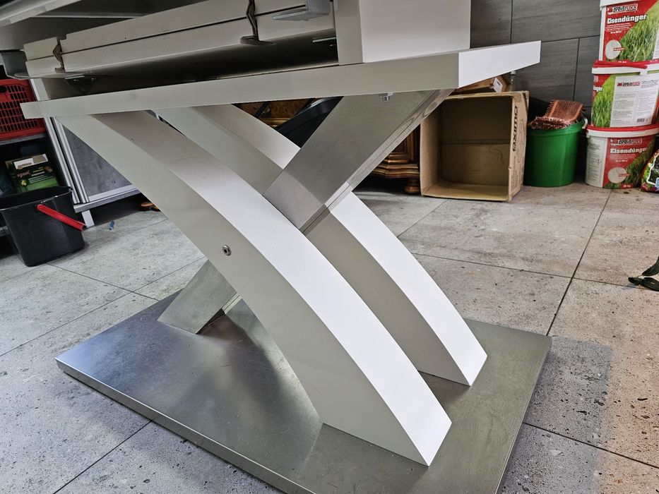 Stół kuchenny i do jadalni rozkładany. 90/160-220cm wysokość 78cm