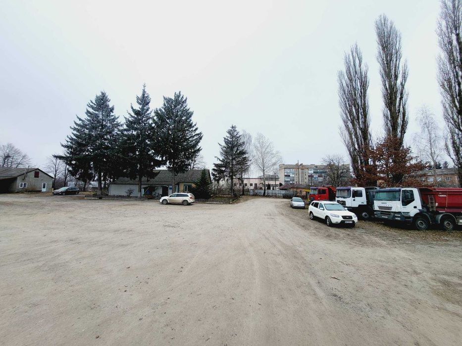 Продам майновий комплекс (9842)