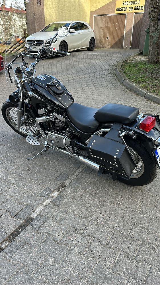 Suzuki Intruder VS800 chopper stan bardzo dobry