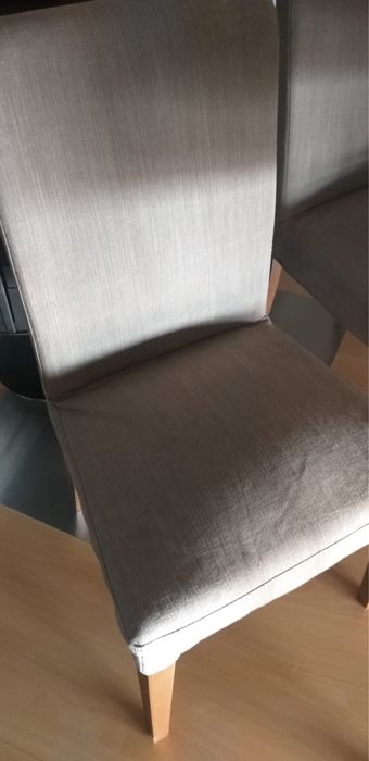 Mesa sala com cadeiras