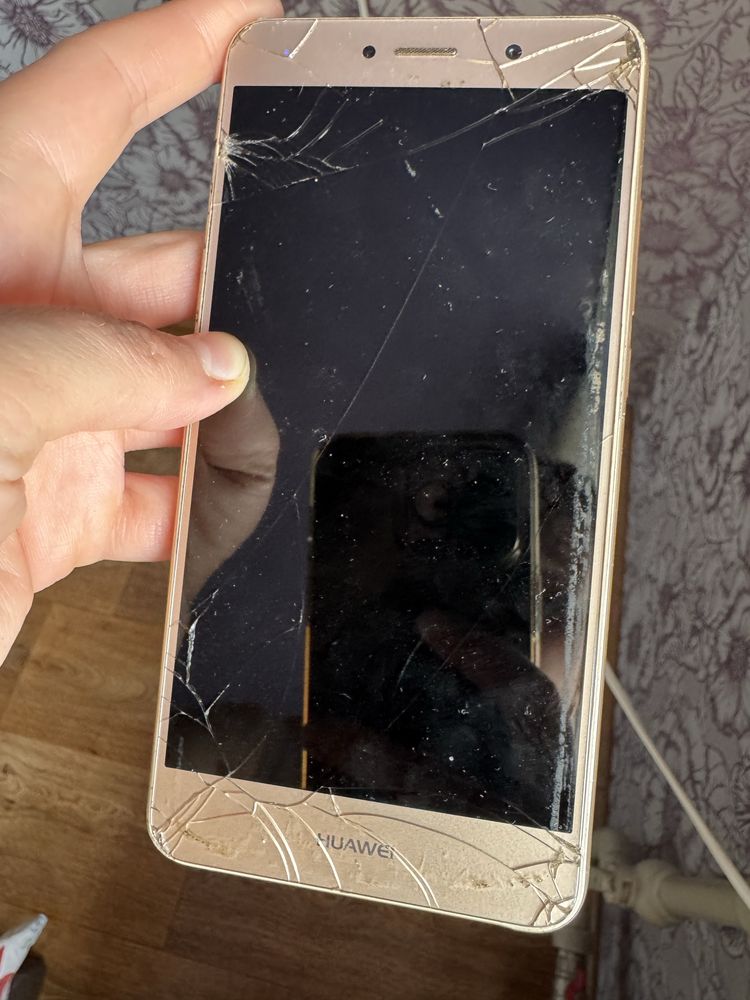 Телефон huawei trt-lx1