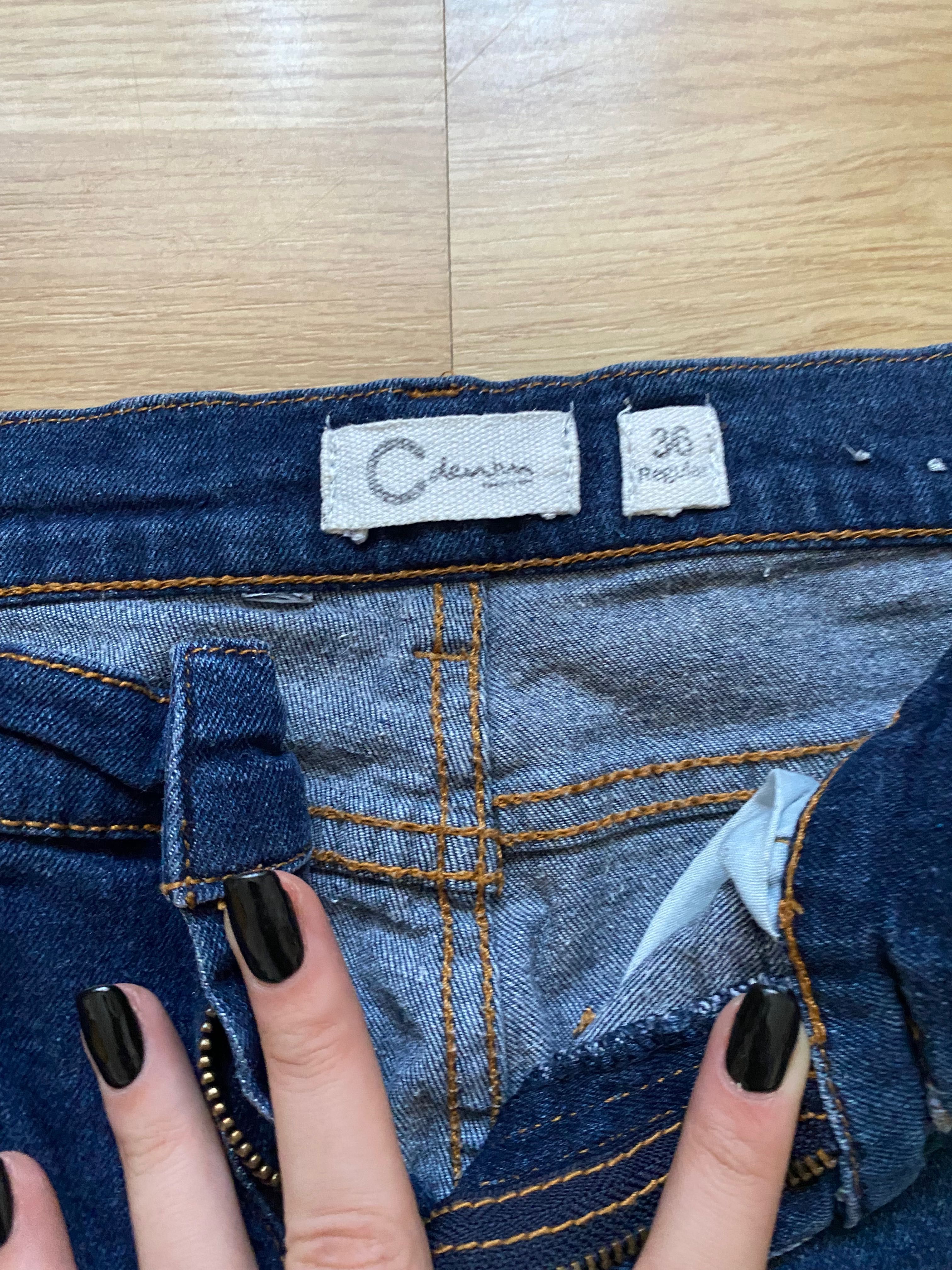 Klasyczne ciemne jeansy - rozmiar 36