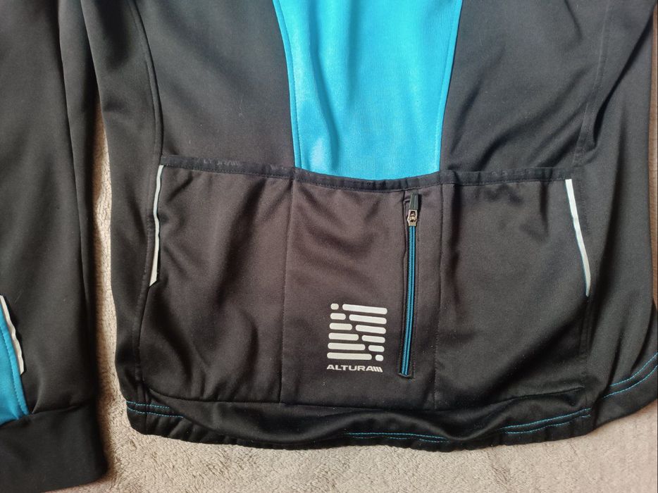 Altura Synchro ladies windproof cycle jacket