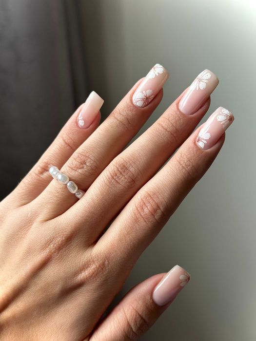 Маникюр,педикюр, наращивание .Новые дома.м.Армейская