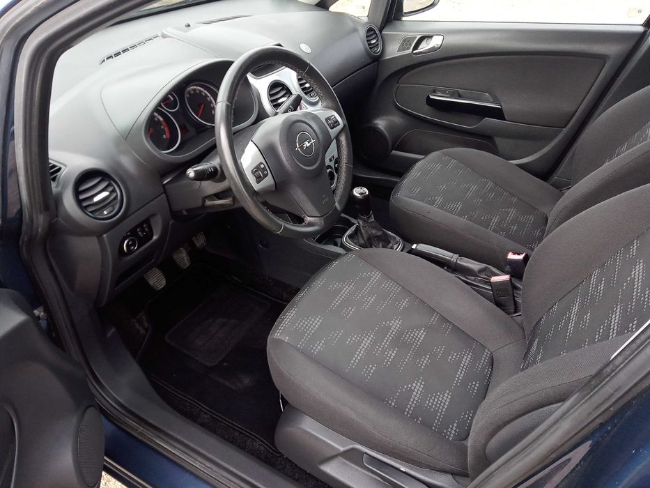 OPEL CORSA D LIFT 1.2 Benzyna Klima Sprowadzony Opłacony stan BDB