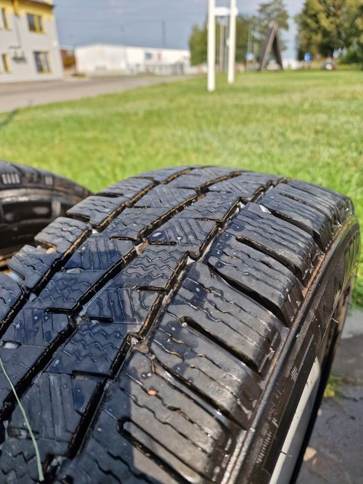 4x opony Michelin AGILIS ALPIN 205/65 R16 - zimowe 

Czytaj więcej: ht