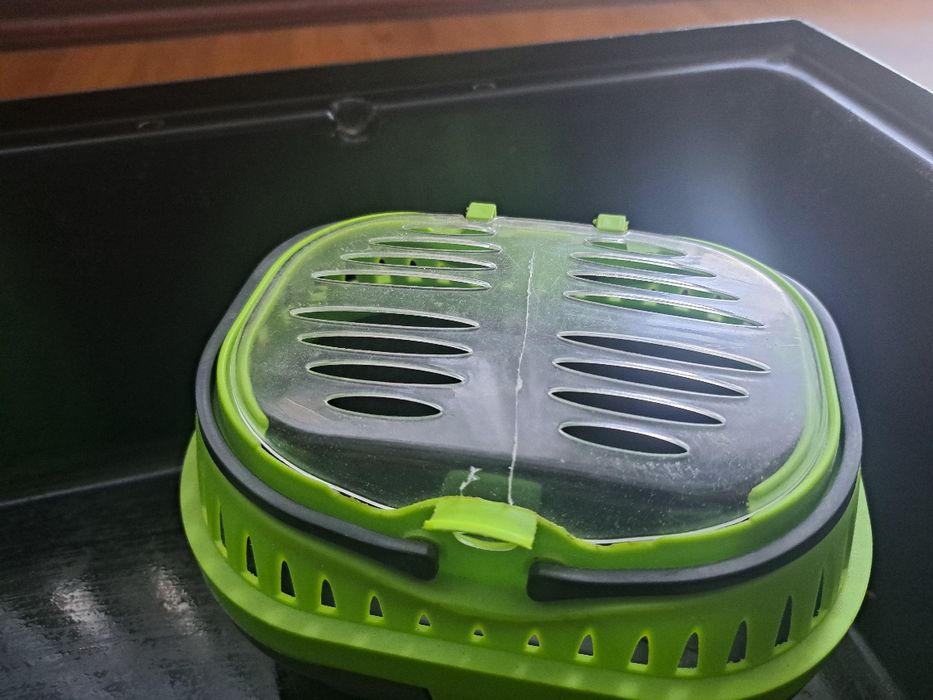 Klatka z akcesoriami