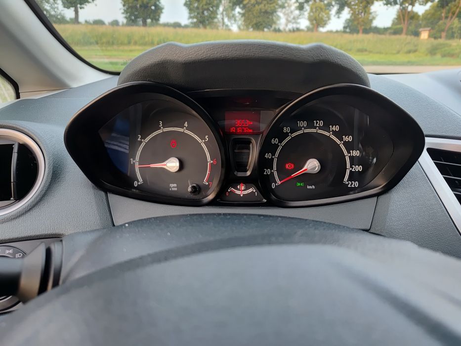 Ford Fiesta mk7 benzyna doinwestowany
