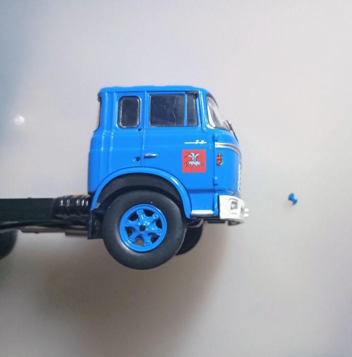 Berliet 1:45 para reaproveitar.